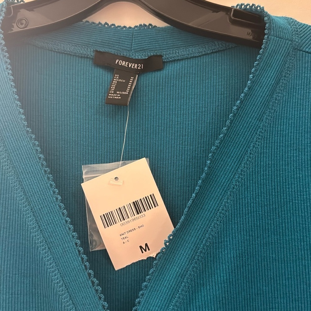 Forever 21 knit dress - Picture 2 of 2